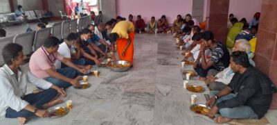On-July-15-devotees-took-free-food-at-Ayodhya-Ram-Rasoi-2